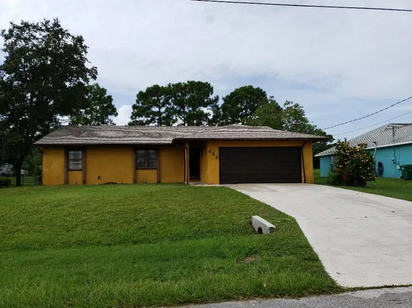 482 SE Seahouse Dr, Port Saint Lucie, FL 34983