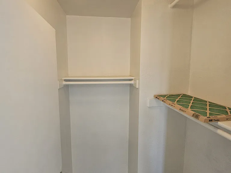 1618 N 32nd St #10 — Photo 8