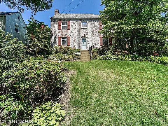 4th image of 7614 Lynn Dr