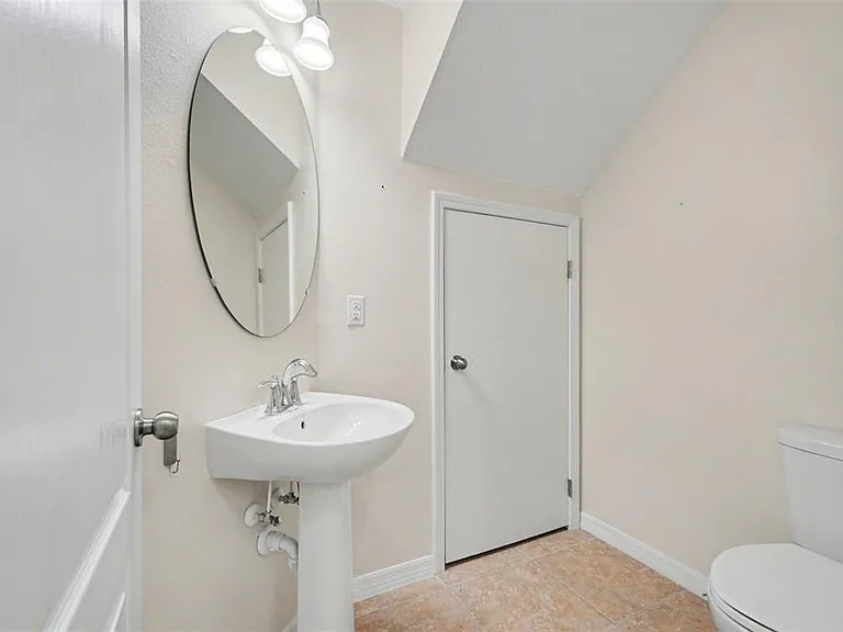 6246 Timberly Ln — Photo 13