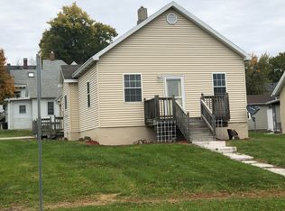 203 4th St, La Salle, IL