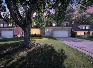 1540 S Belvoir Blvd, South Euclid, OH 44121