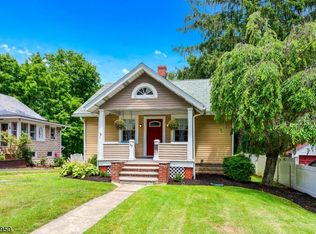 33 N Main St, Hackettstown, NJ 07840