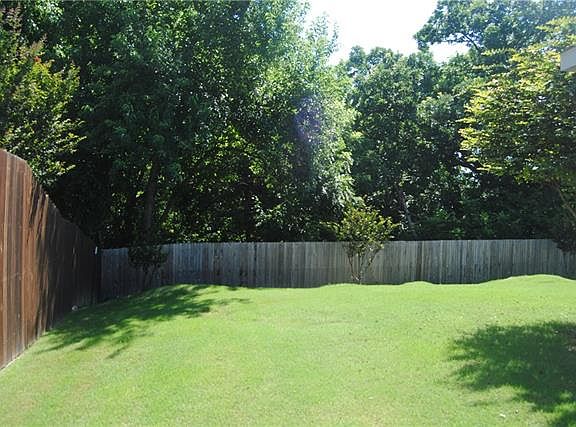3rd image of 1328 Scenic Hills Dr