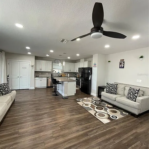 30543 Thunderbird Dr — Photo 6