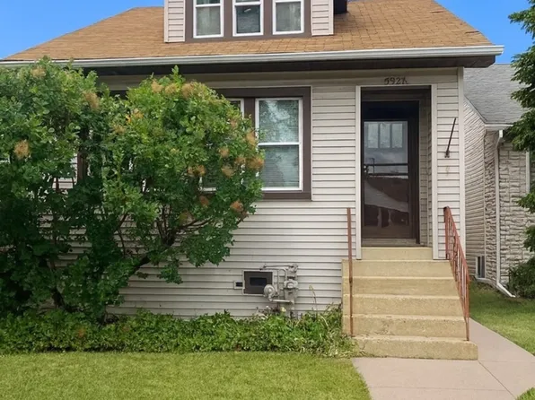 5926 N Nagle Ave, Chicago, IL 60646