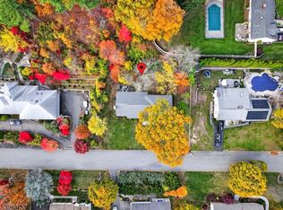 66 Ridge Rd, Hawthorne, NJ 07506