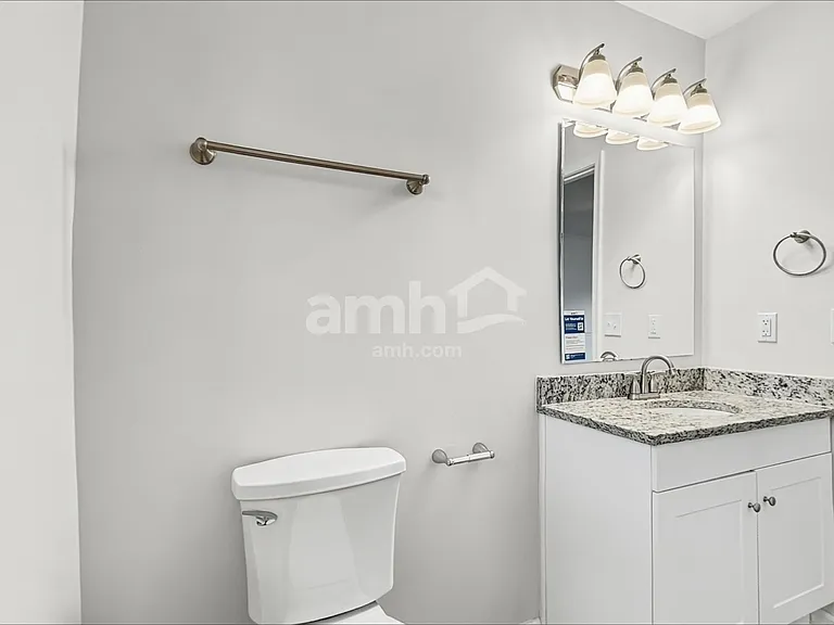 2113 Lynwood Pl — Photo 11