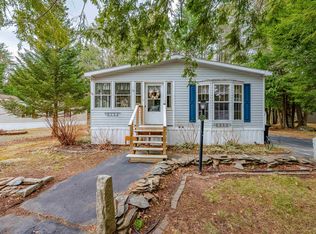 52 Murray Dr, Rochester, NH 03868