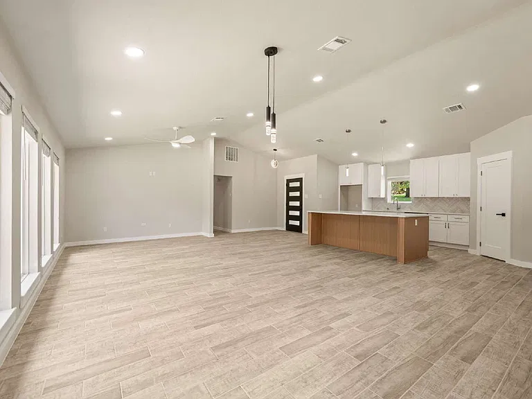 7301 Jo Will St — Photo 20