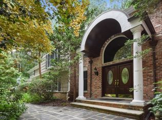 69 Powder Mill Rd, Morris Plains, NJ 07950