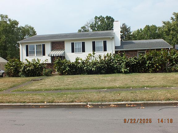 2nd image of 586 Buckingham Ln