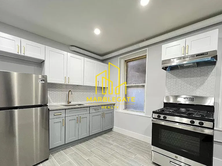 141 Park Ave #77 — Photo 1
