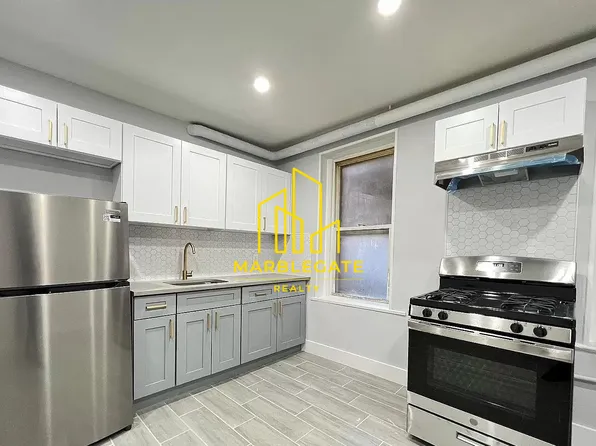 141 Park Ave #77, Newark, NJ 07104