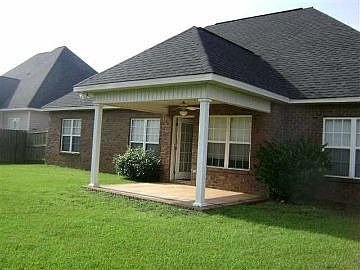 3rd image of 216 Sedgebrooke Dr