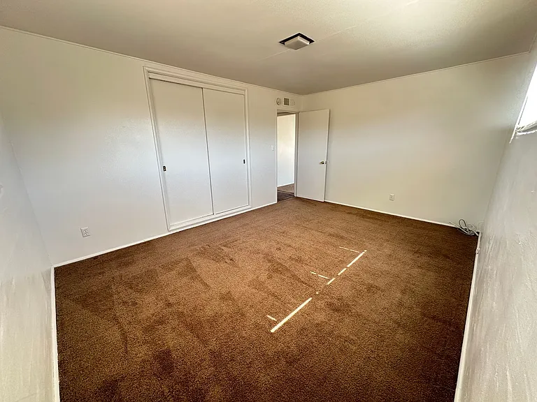 72256 Sunnyslope Dr — Photo 11
