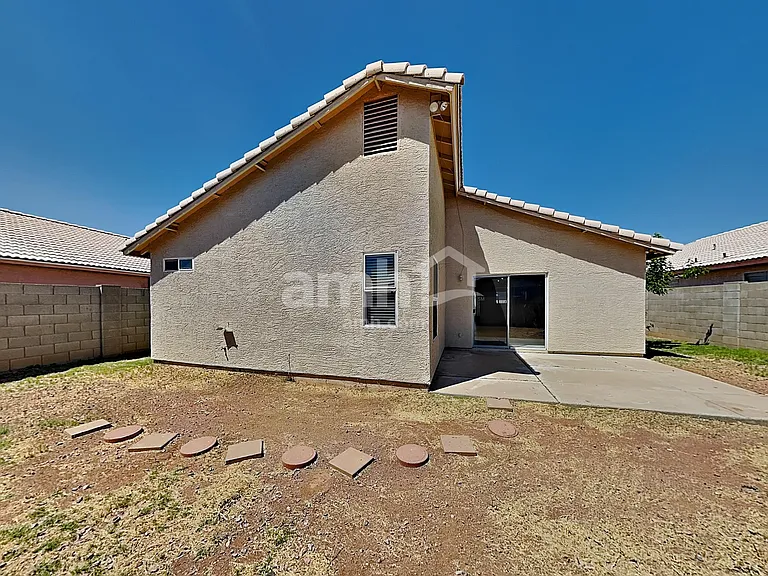 7729 W Rancho Dr — Photo 16