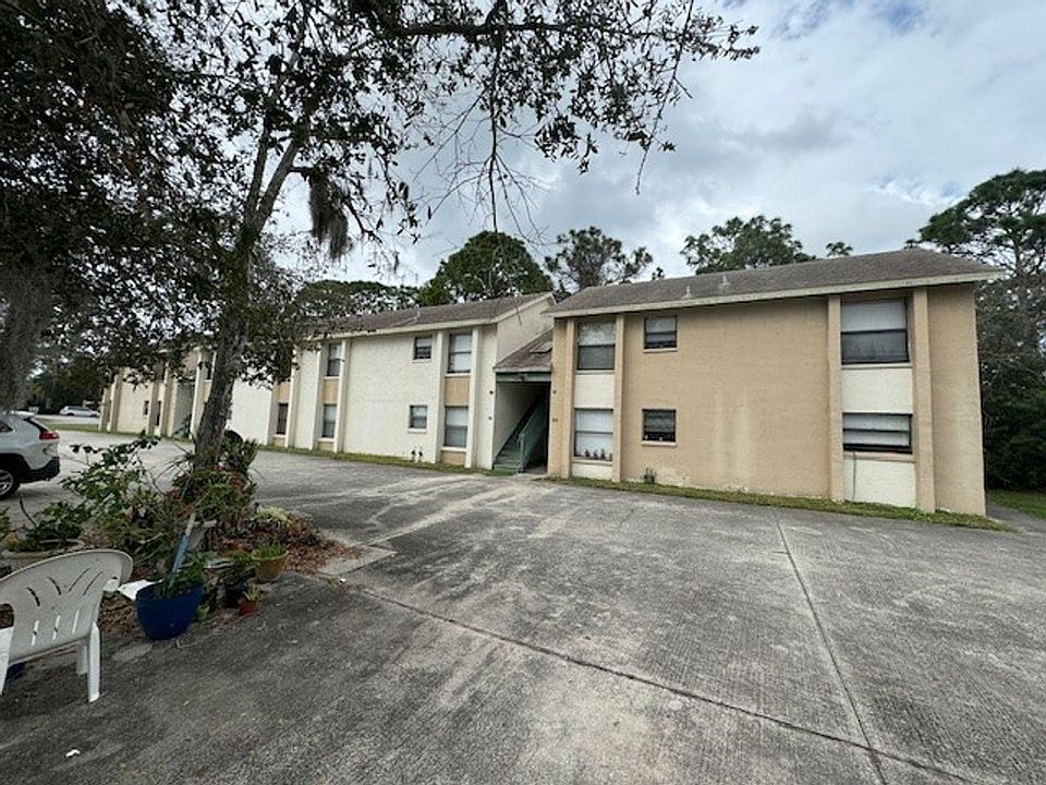 1st image of 341 Mercury Ave SE APT 102