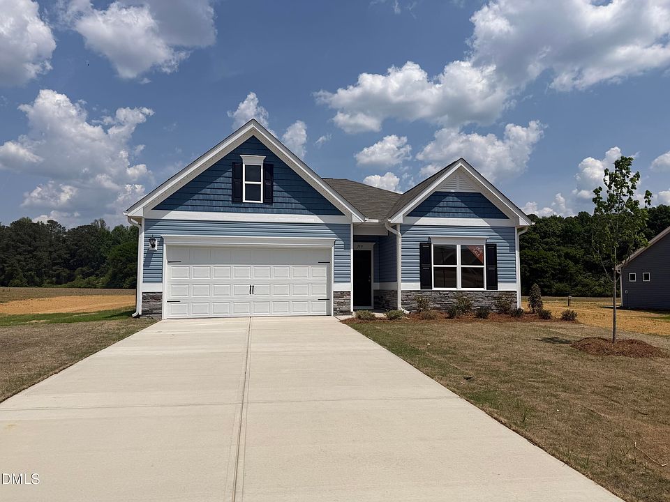 1st image of 159 Smith Farms Dr