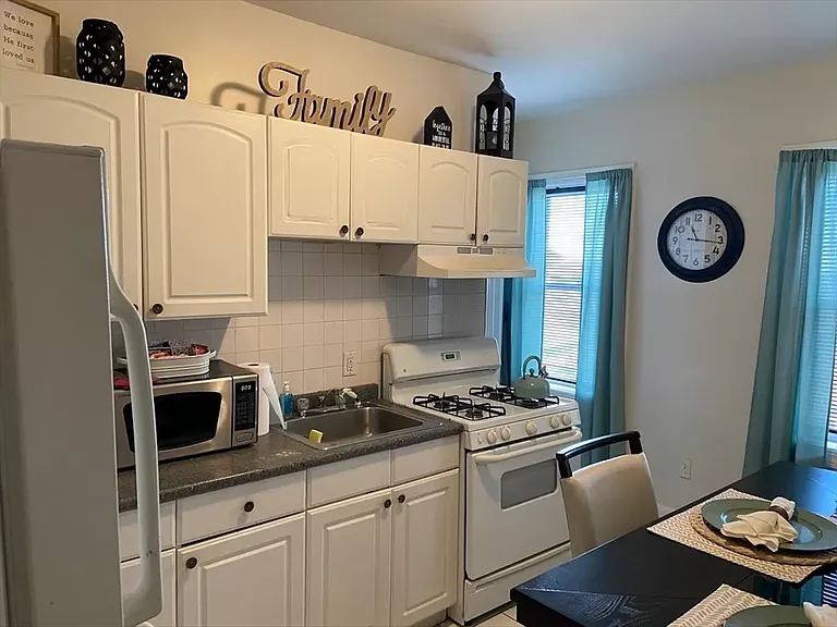 256 Union St #3W — Photo 5
