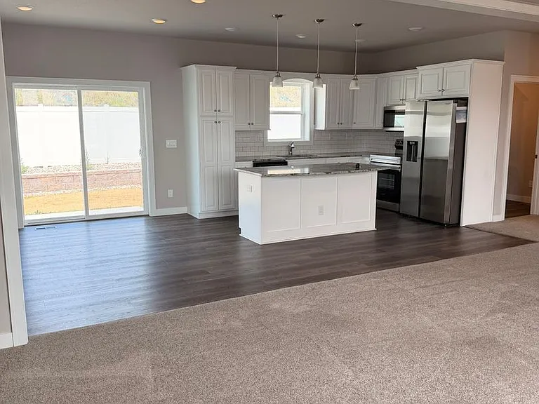 1726 Kade Ct — Photo 5
