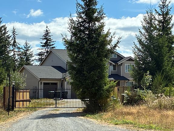 2nd image of 15644 Timber Ridge Dr SE