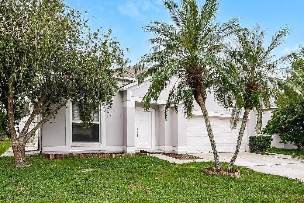 3 bed, 2.0 bath, 1590 sqft, $2,600 — Photo 3