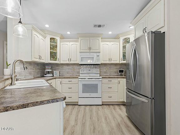 4th image of 197 Frankford Ln