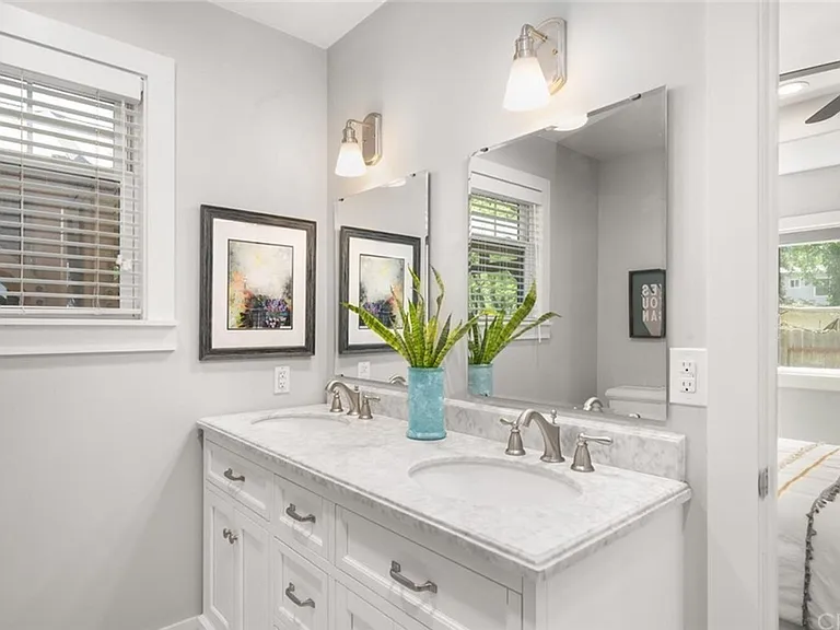 1111 Oleander Ave — Photo 19