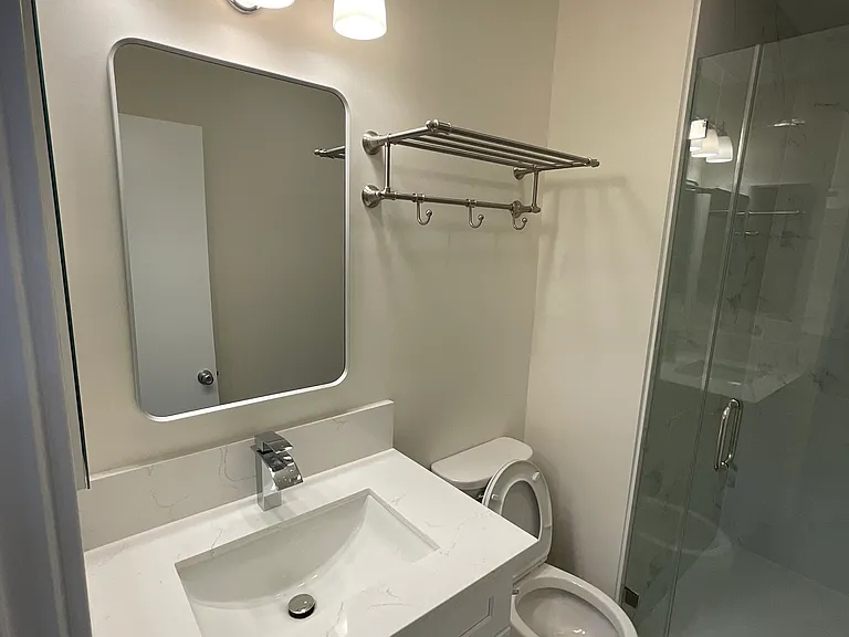 7730 Lexington Ave #102 — Photo 25