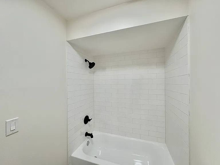 156 Ridgewood Ave #1 — Photo 44