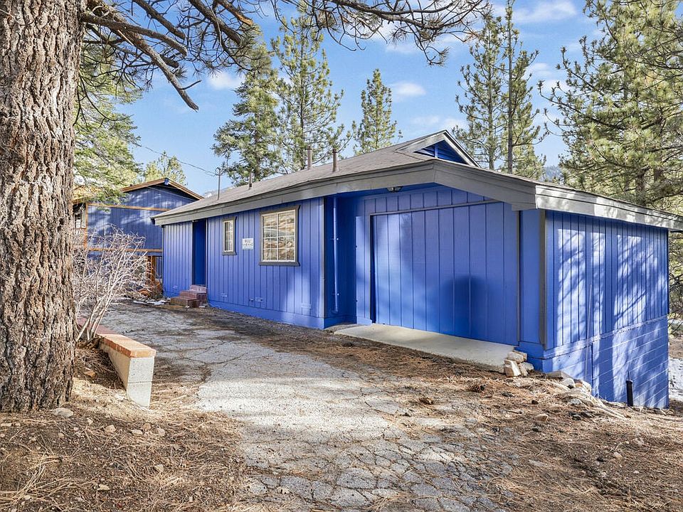 1st image of 43779 Yosemite Dr