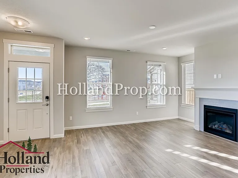 6780 SE Yamsay Ln — Photo 3