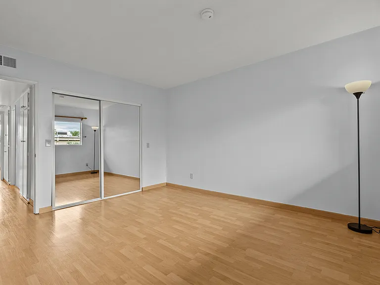 5055 Coldwater Canyon Ave #217 — Photo 29