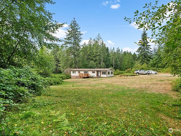 4th image of 13916 140th Avenue NW