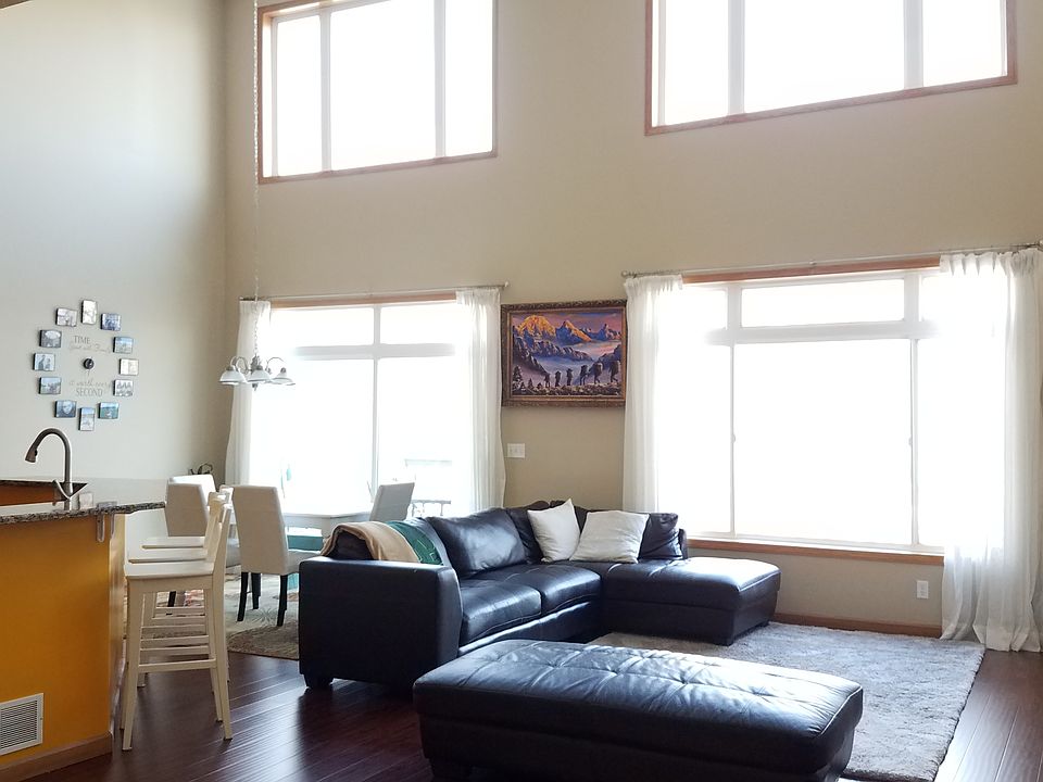 1st image of 609 Crane Creek Ln