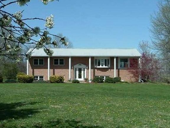 2nd image of 118 Dorsch Ln