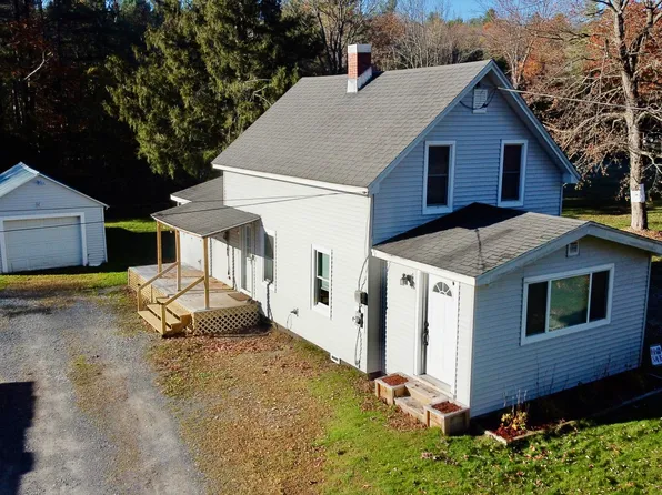 35 Goddeau Rd, Cadyville, NY 12918