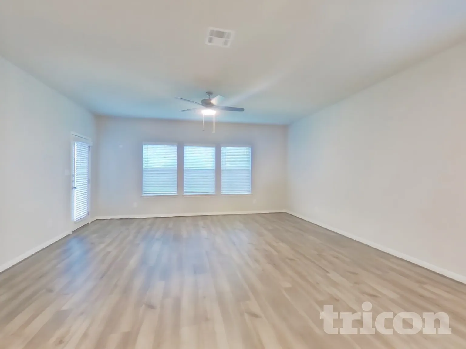 13524 Paxton Boulevard Saint Hedwig TX — Photo 3