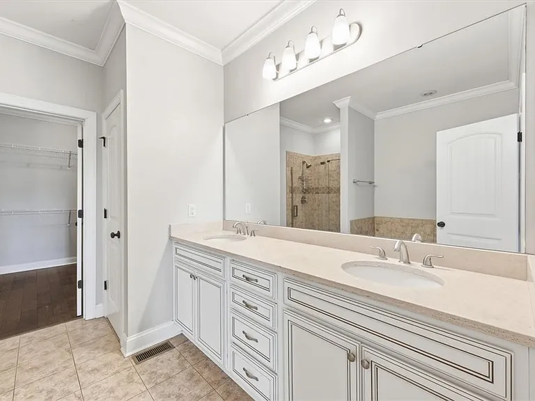 205 Reserve Ln — Photo 15