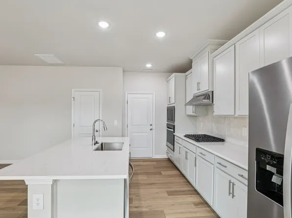 Dallas Plan, Oak Manor - Classic Series