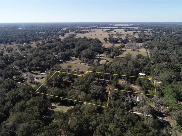 1754 NE 180th St, Citra, FL 32113