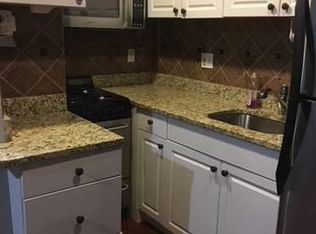 1016 Crestfield Dr, Rockville, MD 20850