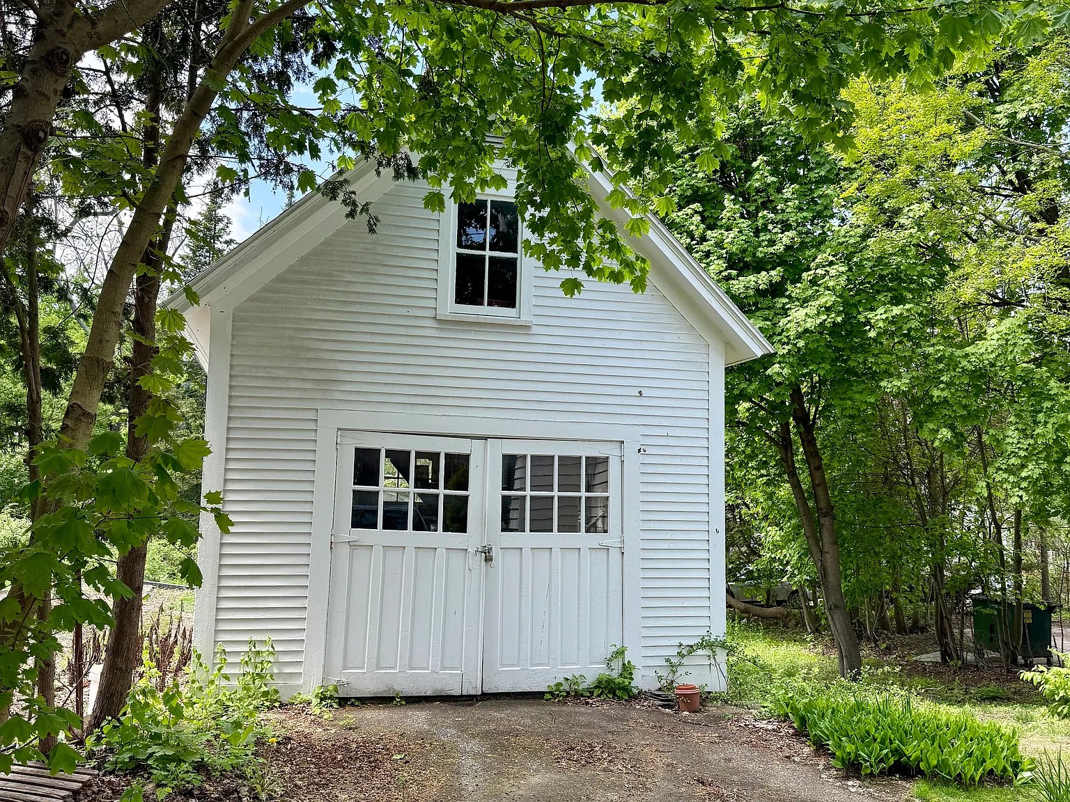 4 bed, 1880 sqft, $5,900 — Photo 2