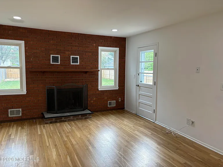 19 Lennox Ave — Photo 11
