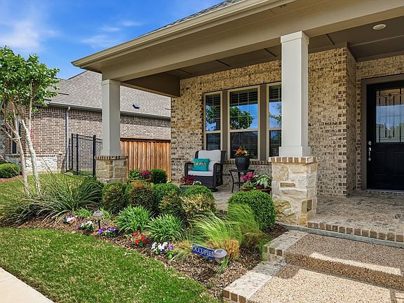 2nd image of 4817 Beaver Creek Dr