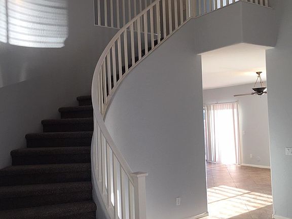 2nd image of 7162 W Globe Ave