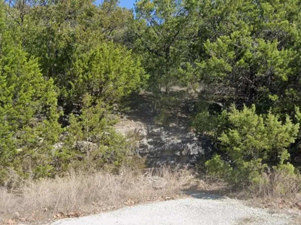 9 Sioux Ln, Eureka Springs, AR 72631