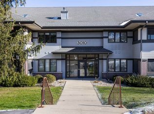 3010 Yarmouth Greenway Dr APT 206, Fitchburg, WI 53711