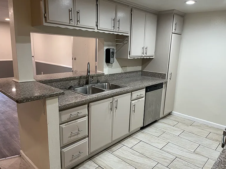 425 Live Oak Ave #229 — Photo 8